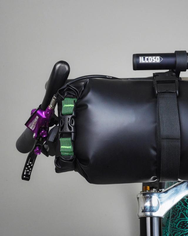 Miss Grape Trunk 8 Waterproof taška na riadidlá, 8 l 5