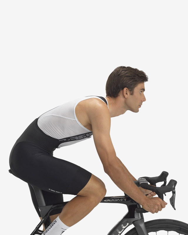 Pinarello F pánske kraťasy s trakmi čierne 9