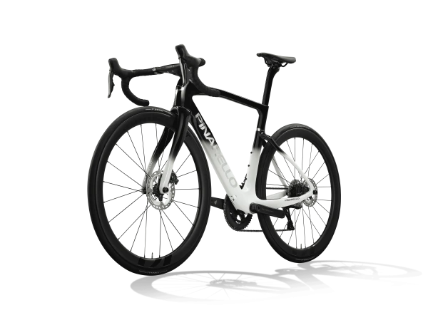 Pinarello F7 Ultegra Di2 Most Ultrafast Carbon Lunar White ShowBike MY2025 1