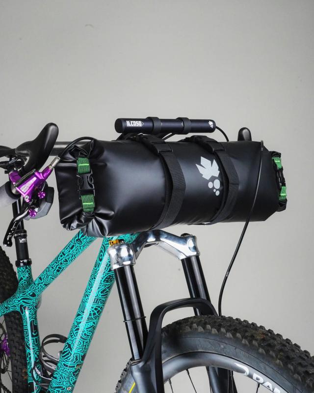 Miss Grape Trunk 8 Waterproof taška na riadidlá, 8 l