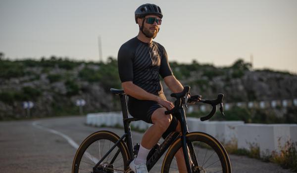 Cyklistický dres KALAS MOTION Z4 | Dres SPINN | Coal black