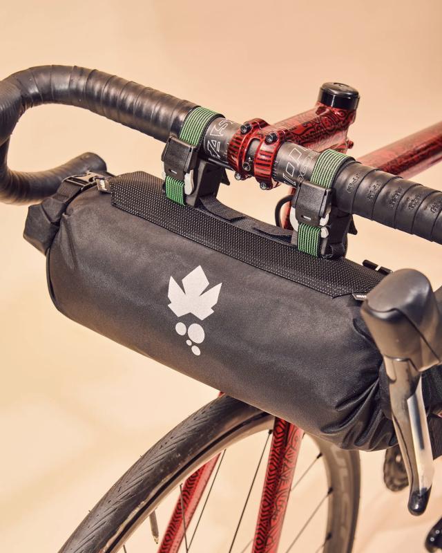 Miss Grape Tendril 4.10 Road Waterproof taška na riadidlá 1