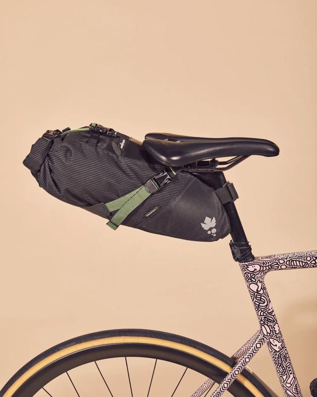 Miss Grape Cluster 7 Road Waterproof podsedlová taška, 1 l 3