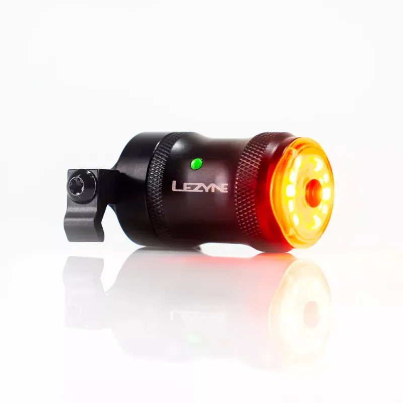 LEZYNE Zadné svetlo SADDLE Ai ALERT 250 5