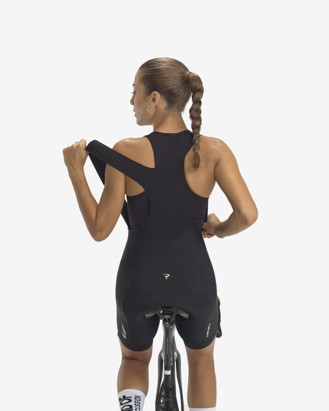 Pinarello F dámske kraťasy s trakmi čierne 6