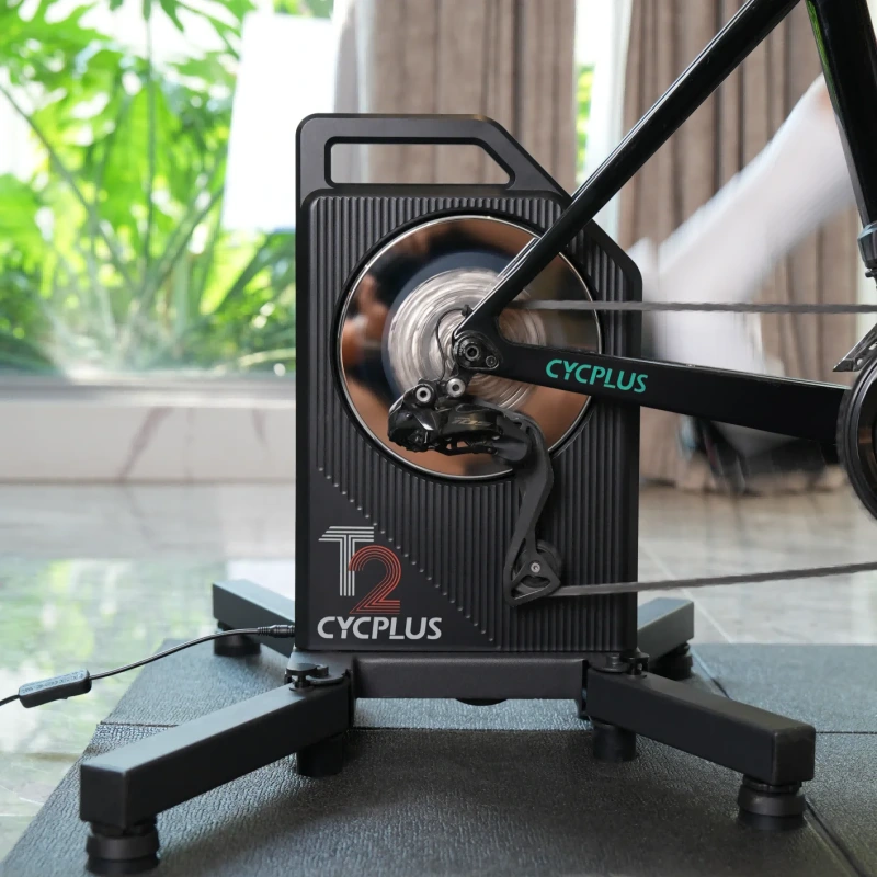 CYCPLUS T2 Cyklotrenažér 2