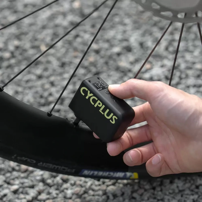 CYCPLUS AS2 ULTRA elektronická mini pumpa 3