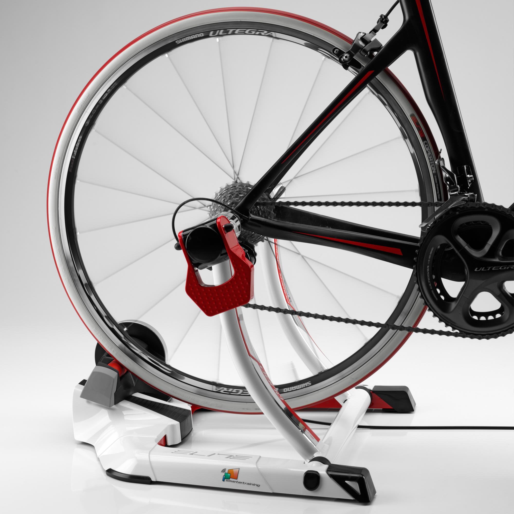 Elite Qubo Power Mag Smart B+ cyklotrenažér a podložka